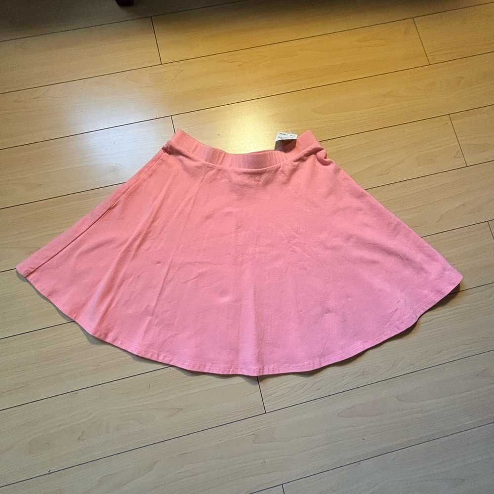 Short skirt